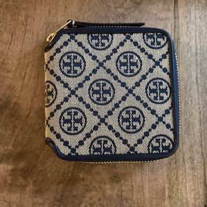 Tory Burch T Monogram wallet. Only used a couple times.